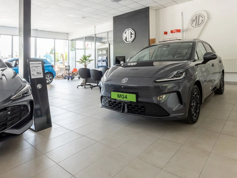 Geringer-autoszalon-komarom-uj-auto-vasarlasa-2-12